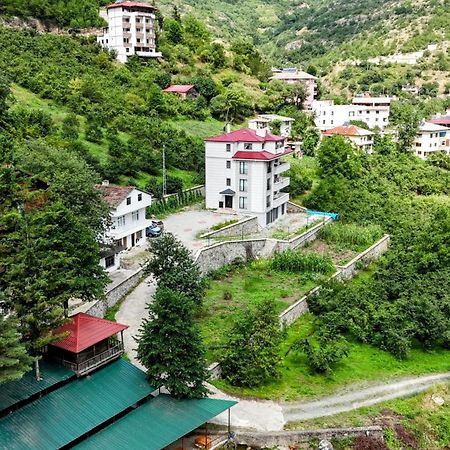 Balkon Pansiyon Cosandere Trabzon Buitenkant foto
