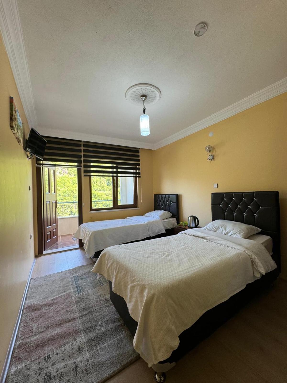 Balkon Pansiyon Cosandere Trabzon Buitenkant foto