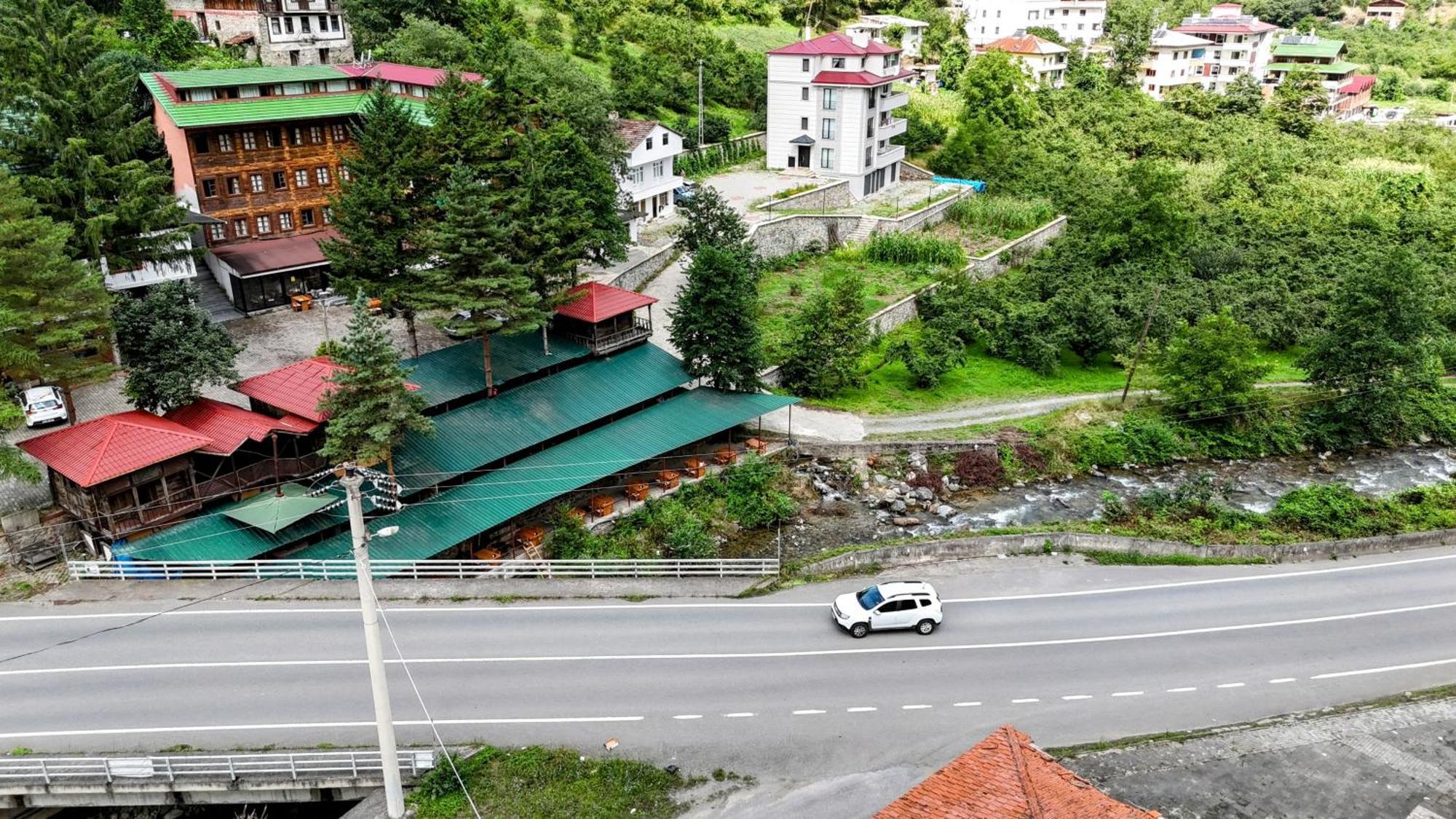 Balkon Pansiyon Cosandere Trabzon Buitenkant foto